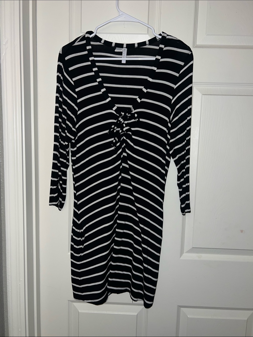Kenneth Cole Black & White Striped Long Sleeve Twist-Front Dress